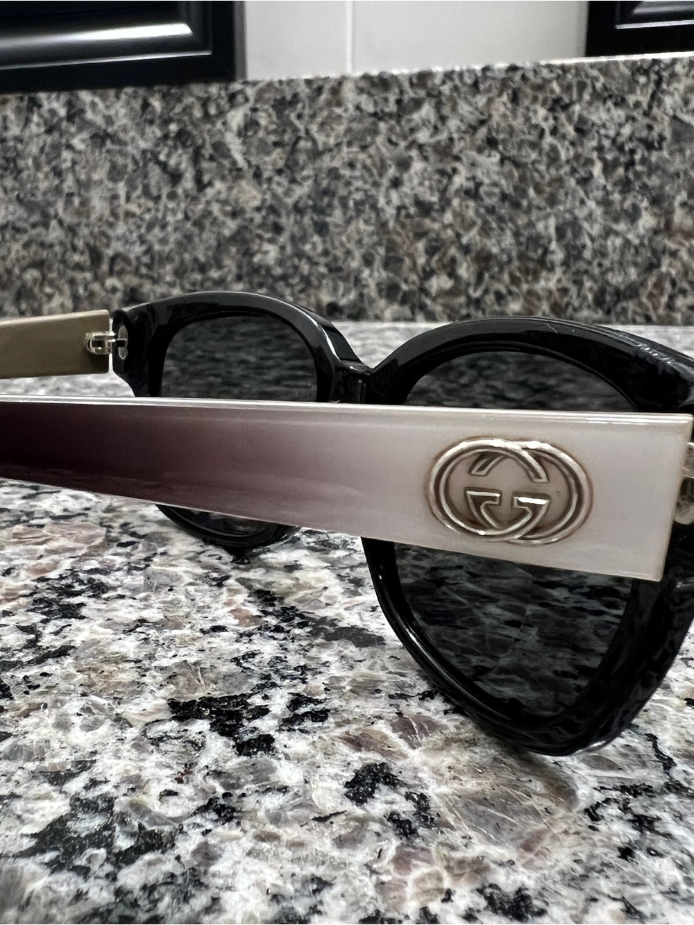 Vintage Gucci GG Y2K Gradient Bifocal Reading Sunglasses 3615/S Unisex